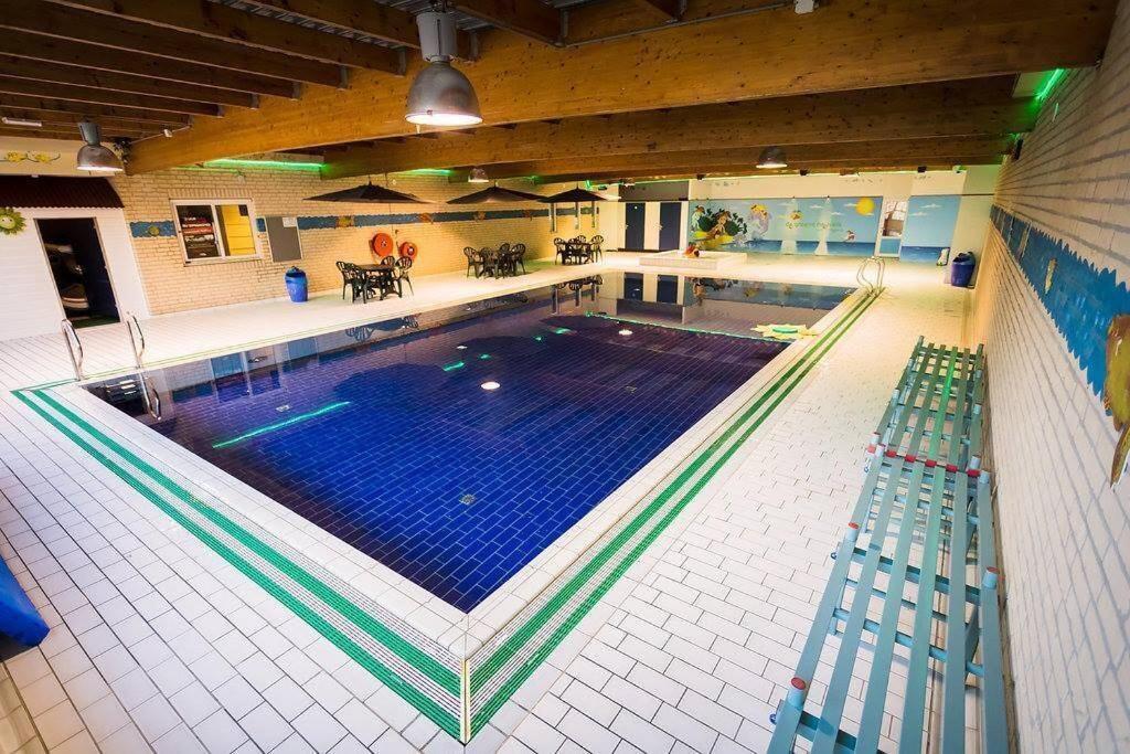Gezellige Vakantiewoning Aan Het Water In - Recreational Only No Workers Hébergement de vacances *